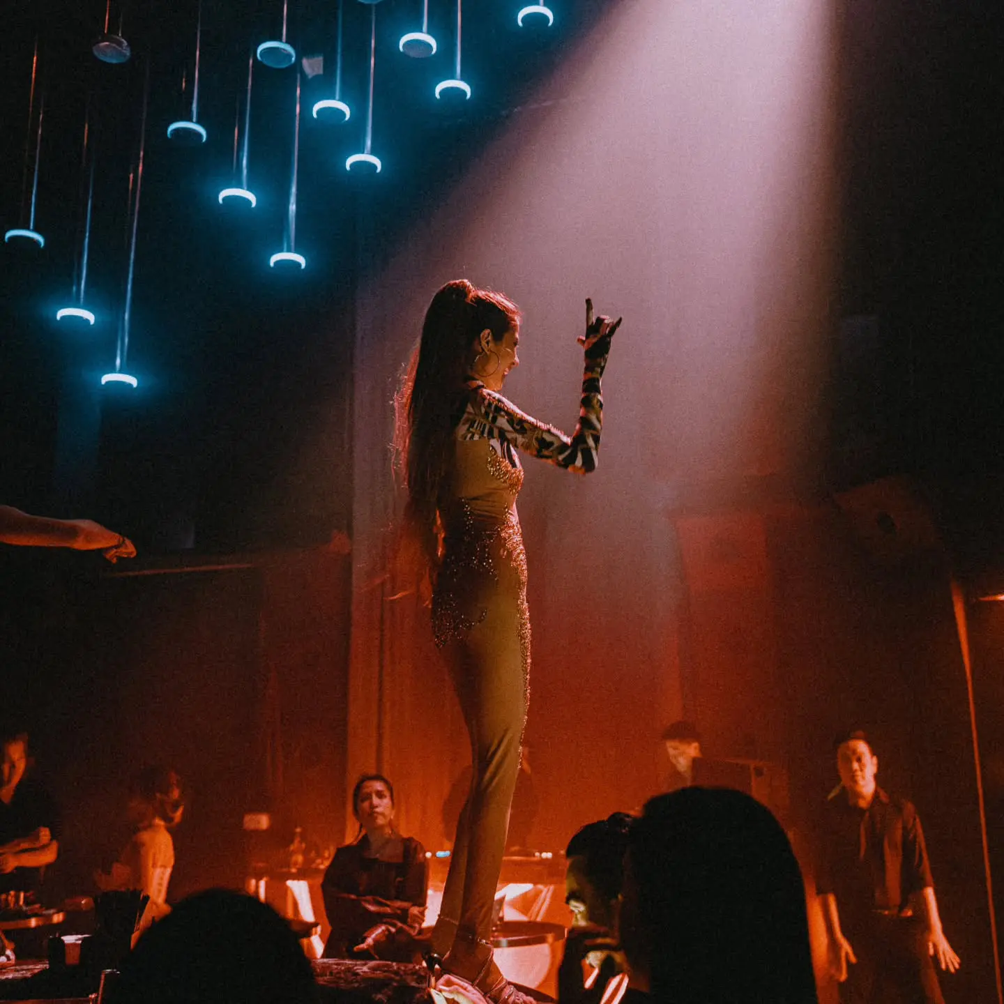 Màn trình diễn tại Volar Club